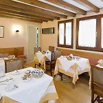 Spagna Hotell 3*