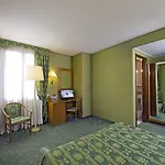 Spagna Hotell 3*